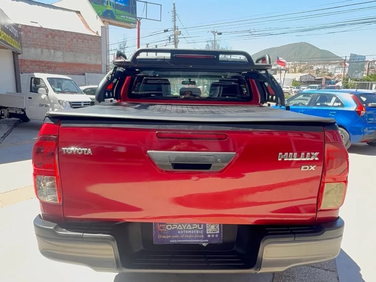 TOYOTA HILUX DX 2.4 DIESEL 4X4 MT2021 - Imagen 7