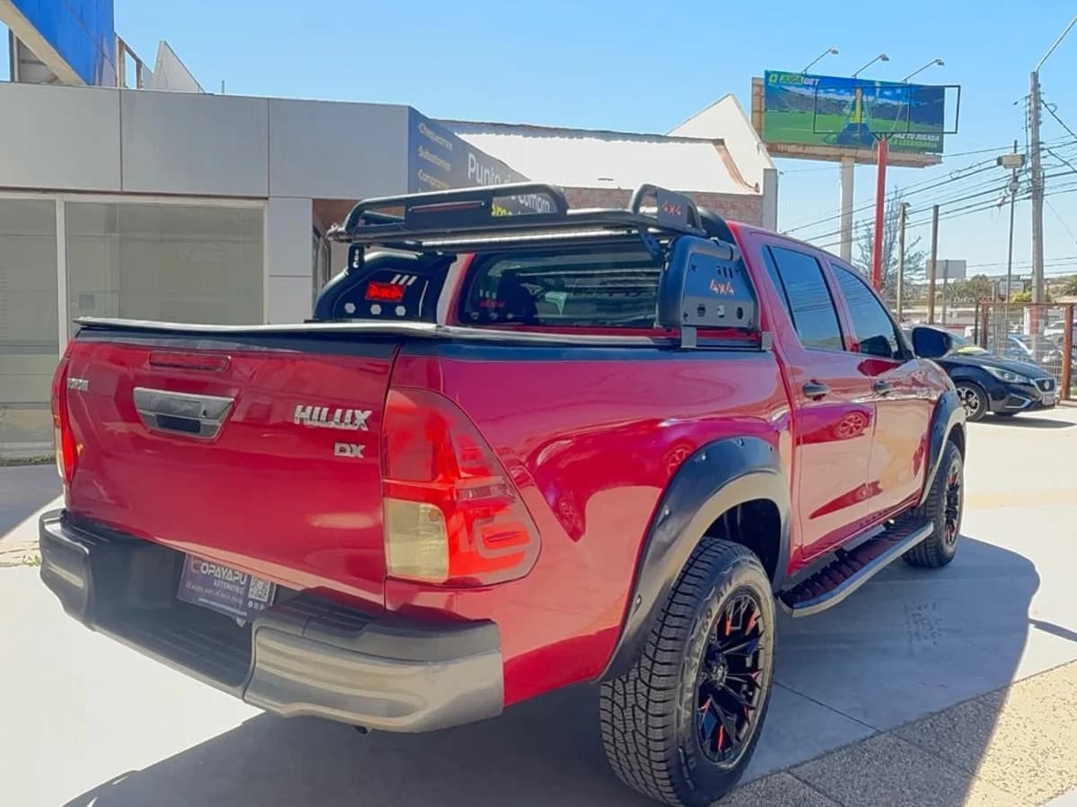 TOYOTA HILUX DX 2.4 DIESEL 4X4 MT2021 - Imagen 9