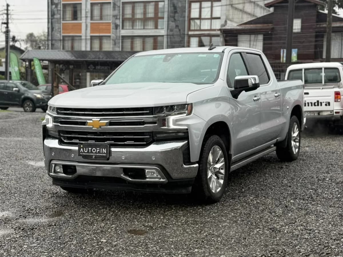 CHEVROLET Silverado 5.3 LTZ HC 2022 - Imagen 2