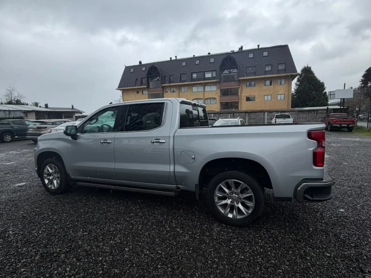 CHEVROLET Silverado 5.3 LTZ HC 2022 - Imagen 6