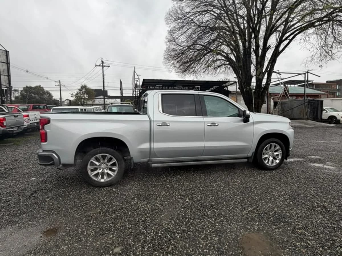 CHEVROLET Silverado 5.3 LTZ HC 2022 - Imagen 10