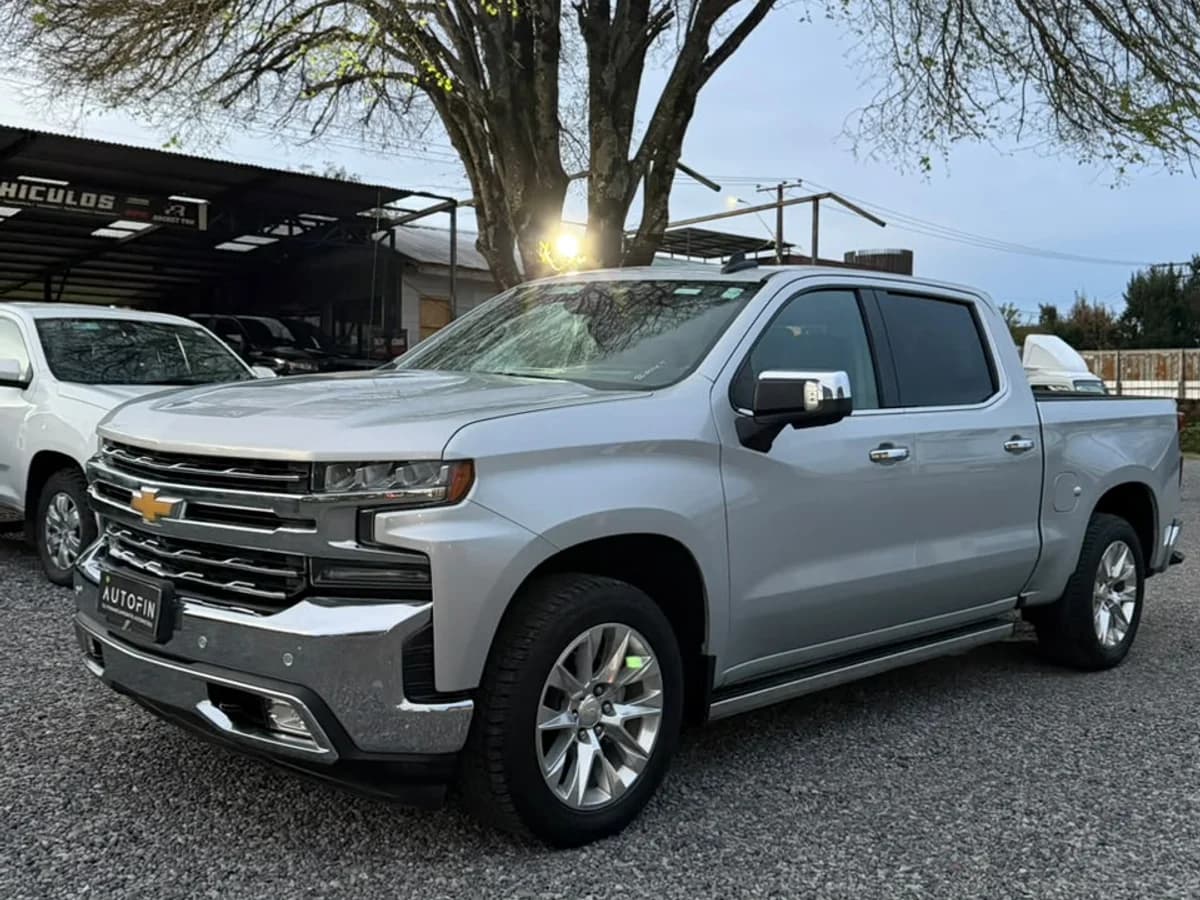 CHEVROLET Silverado 5.3 LTZ HC 2022 - Imagen 18