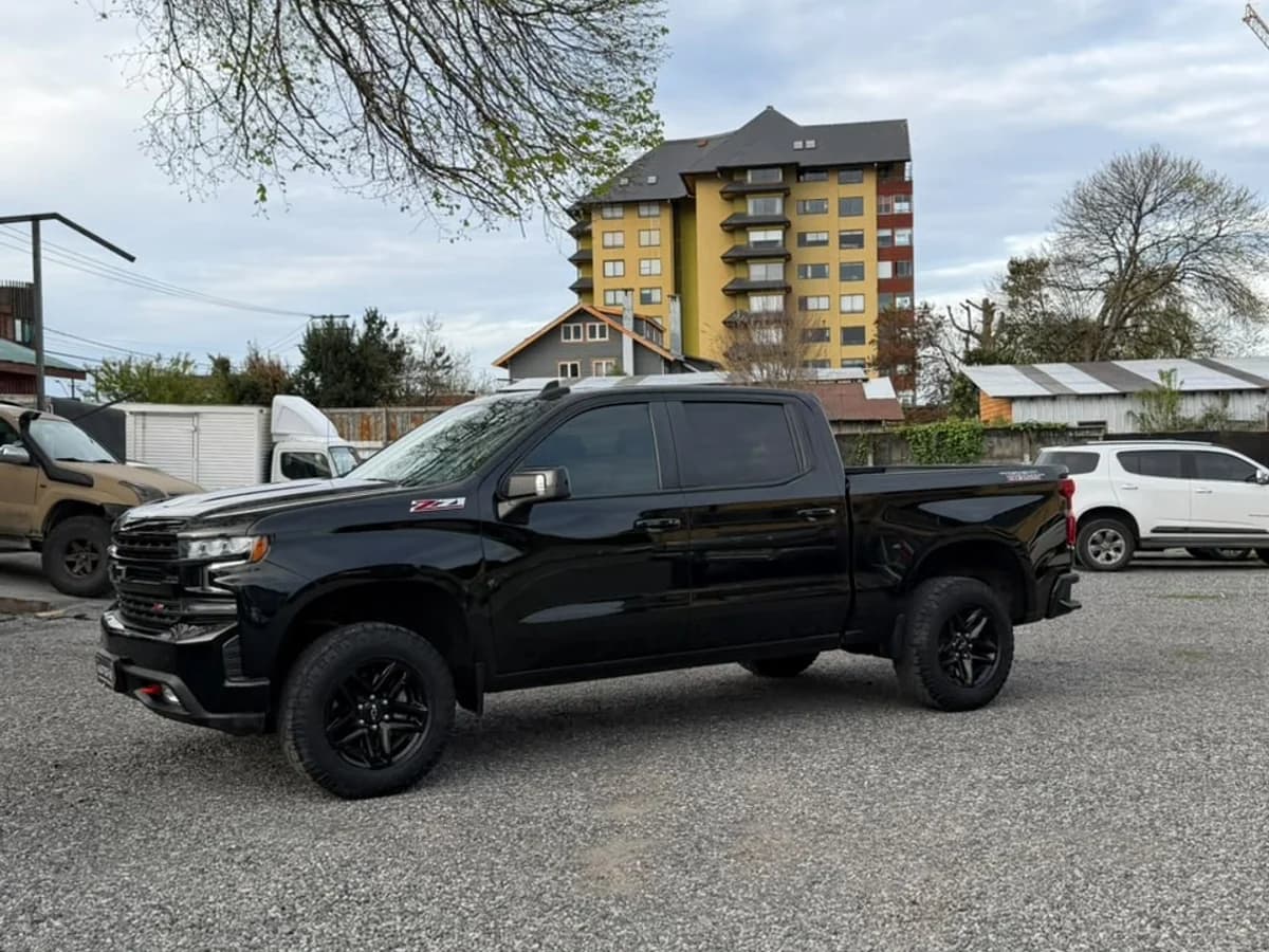 CHEVROLET Silverado 5.3 V8 2021 - Imagen 11