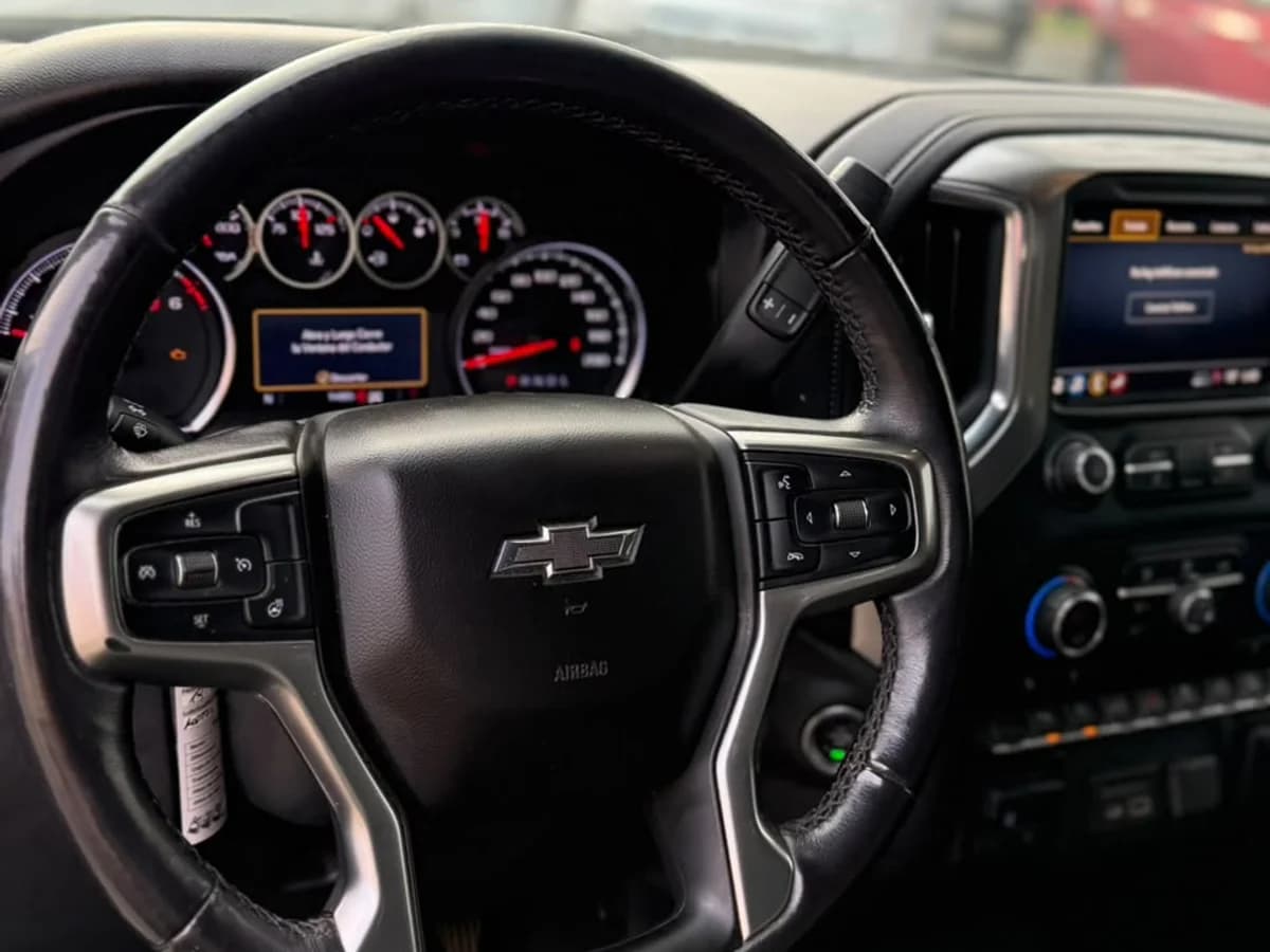 CHEVROLET Silverado 5.3 V8 2021 - Imagen 15