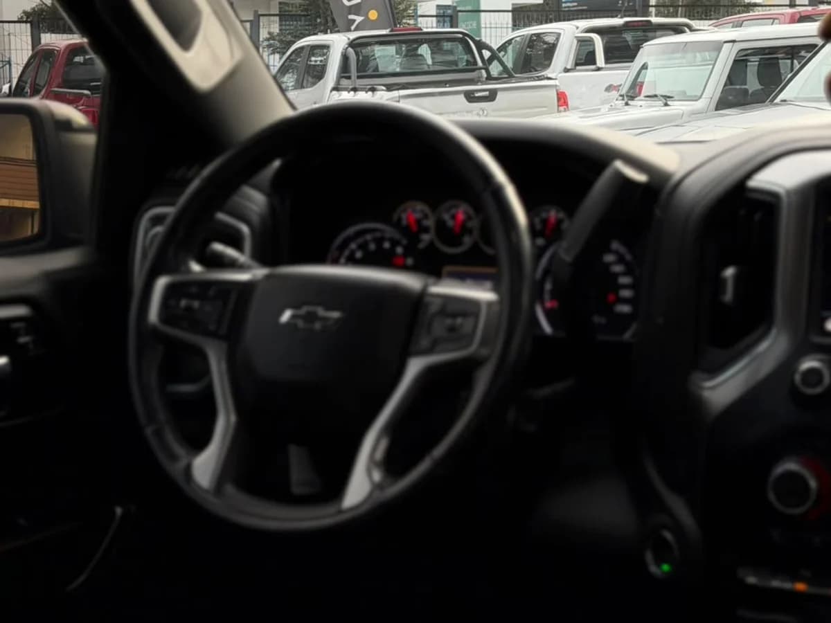 CHEVROLET Silverado 5.3 V8 2021 - Imagen 19