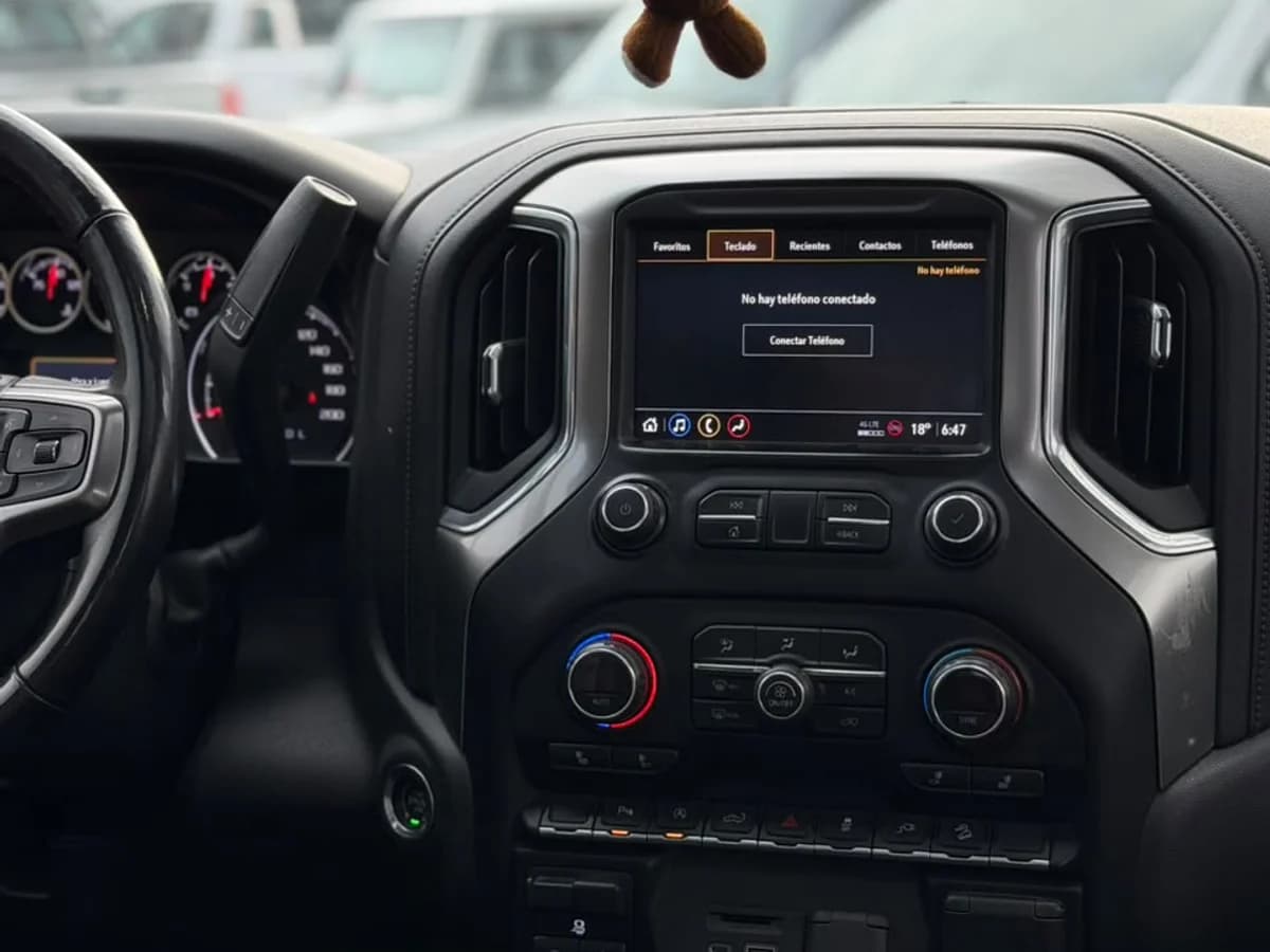 CHEVROLET Silverado 5.3 V8 2021 - Imagen 21