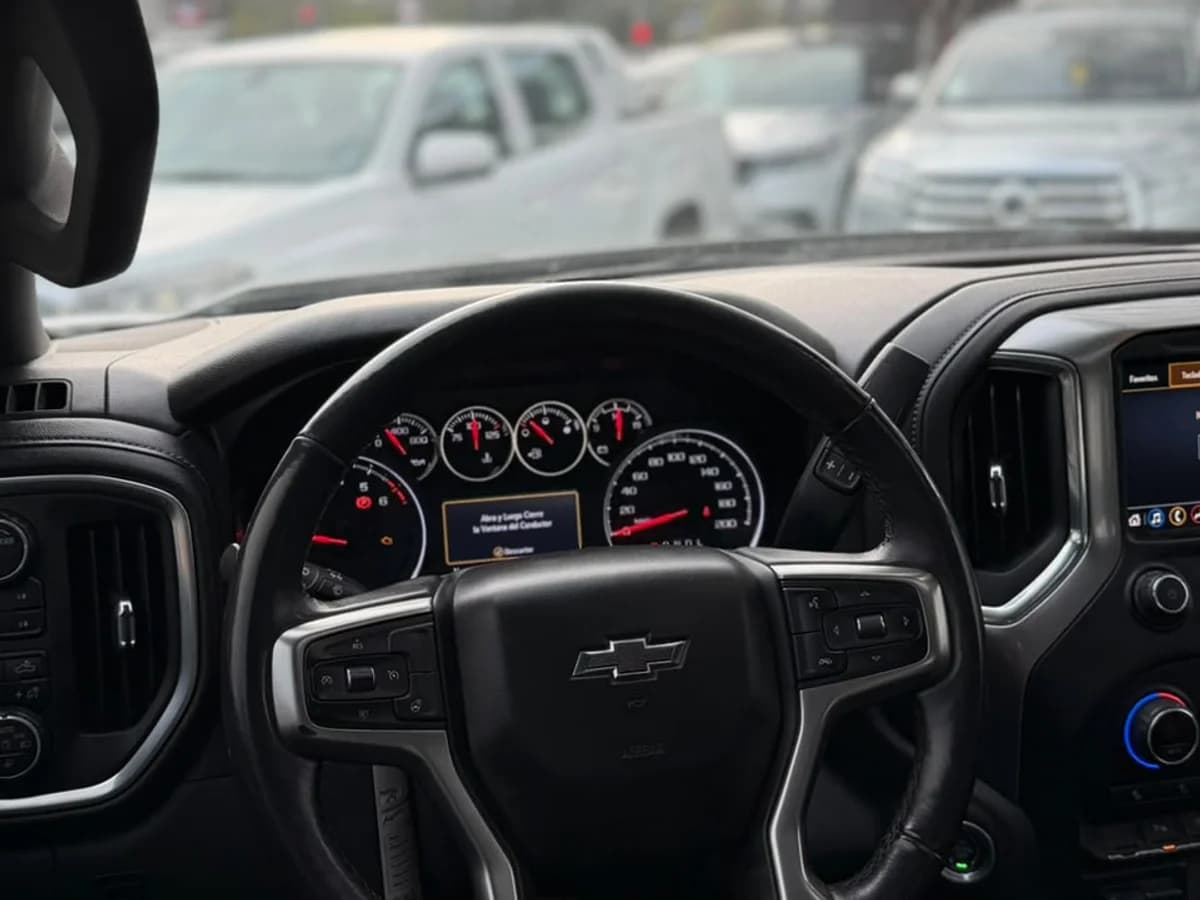 CHEVROLET Silverado 5.3 V8 2021 - Imagen 23