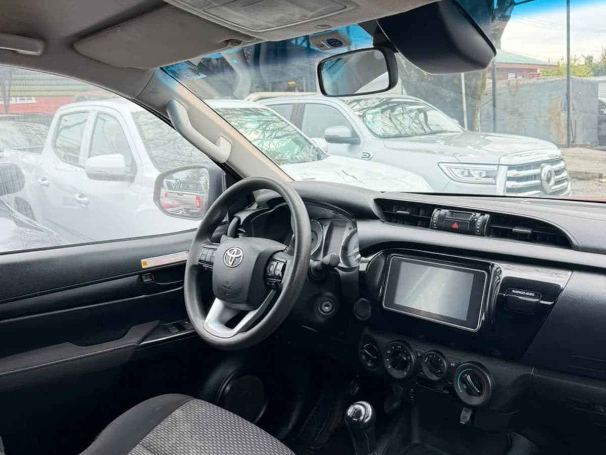 TOYOTA Hilux DX TSS 4X4 2024 - Imagen 7