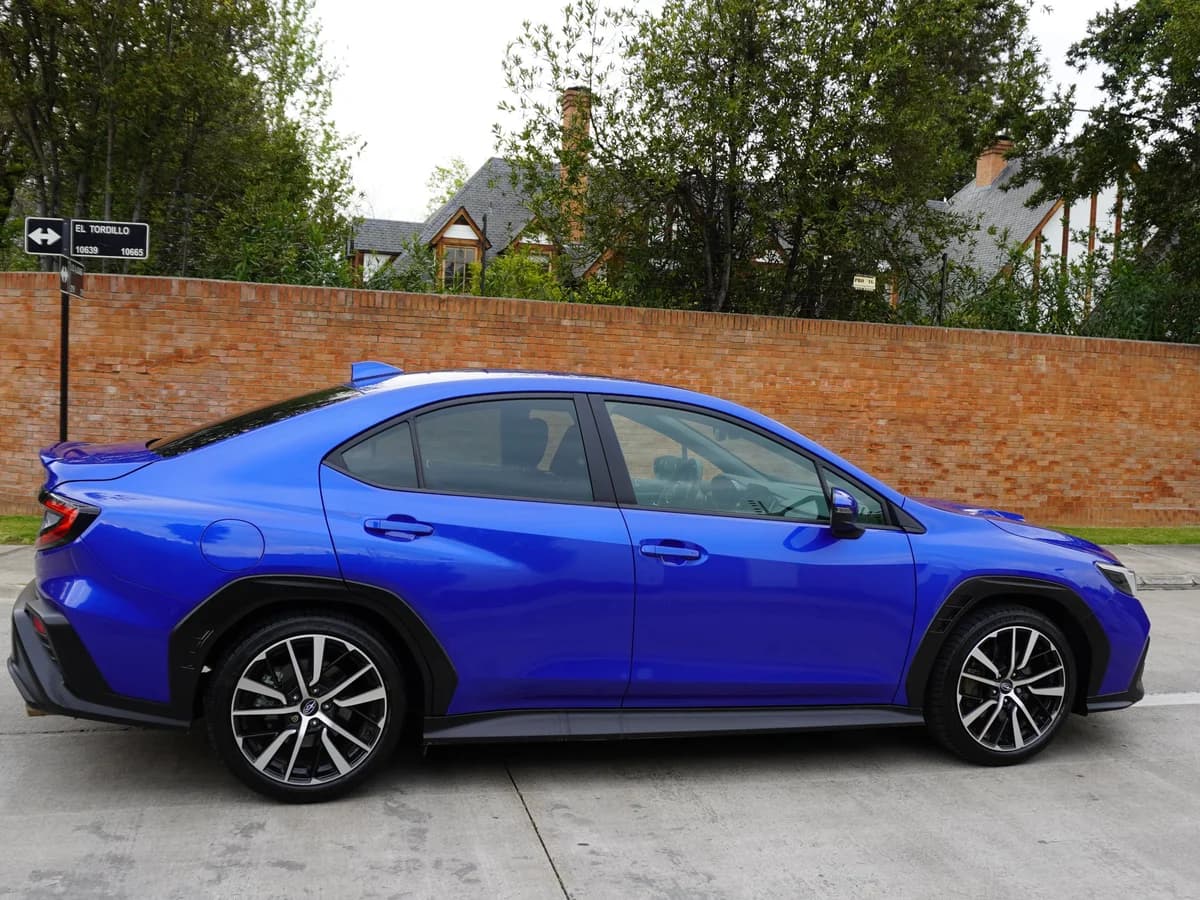 SUBARU WRX STI AWD 2.4 Turbo - Imagen 4