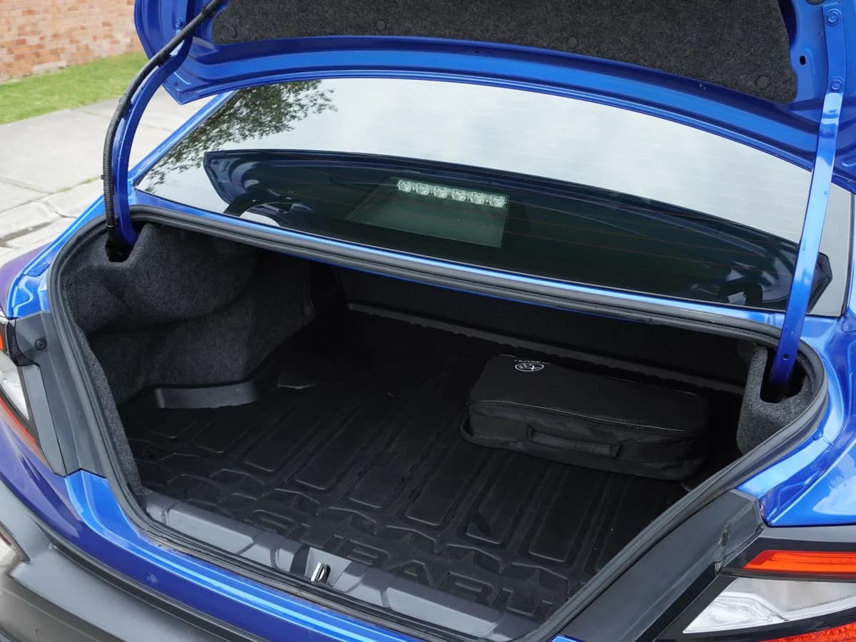 SUBARU WRX STI AWD 2.4 Turbo - Imagen 16