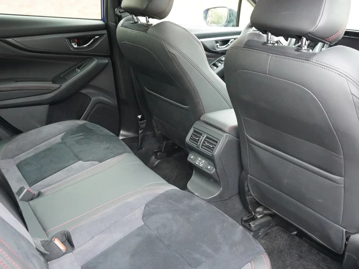 SUBARU WRX STI AWD 2.4 Turbo - Imagen 19