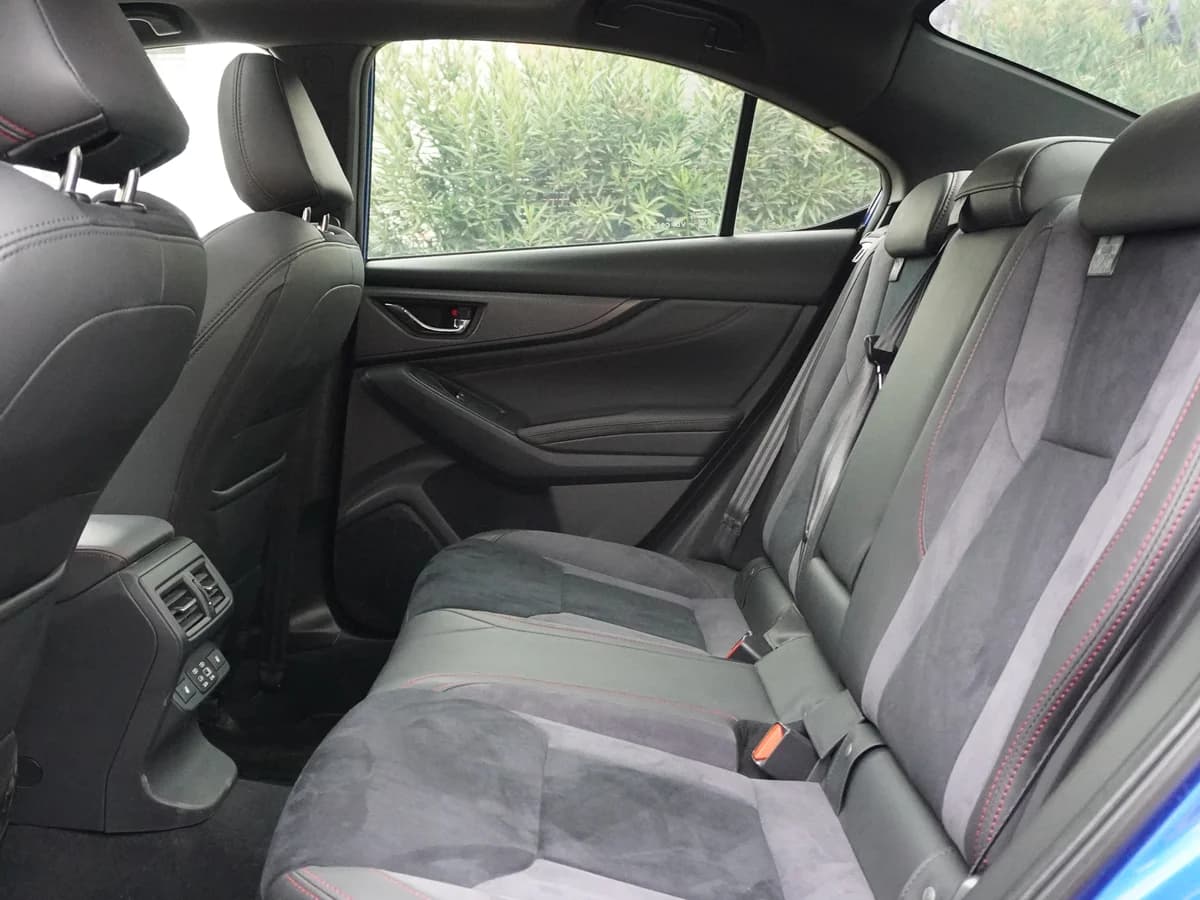 SUBARU WRX STI AWD 2.4 Turbo - Imagen 21