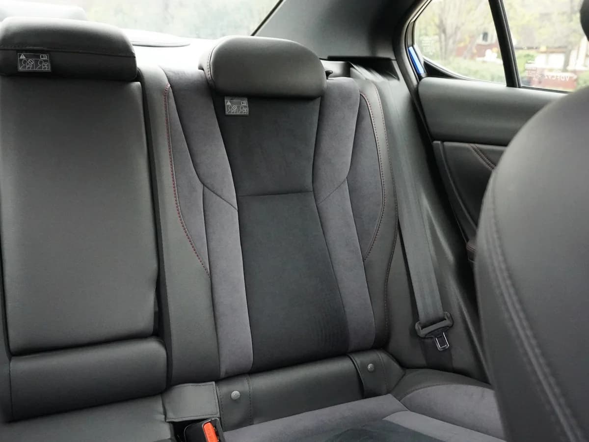 SUBARU WRX STI AWD 2.4 Turbo - Imagen 36
