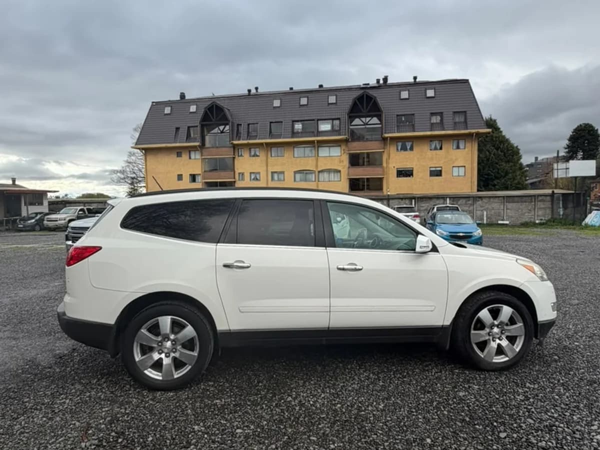 CHEVROLET Traverse LS 2012 - Imagen 2
