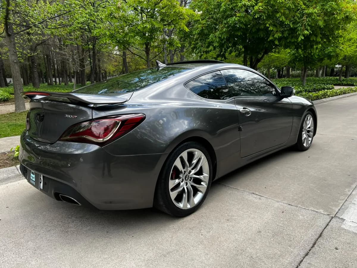 HYUNDAI GENESIS 3.8L V6 AT BREMBO RWD AÑO 2013 - Imagen 10