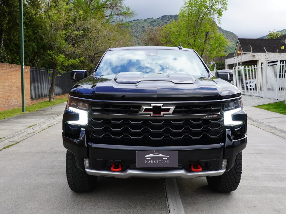 Chevrolet Silverado 6.2 ZR2 4X4 AT Año 2024 - Imagen 2
