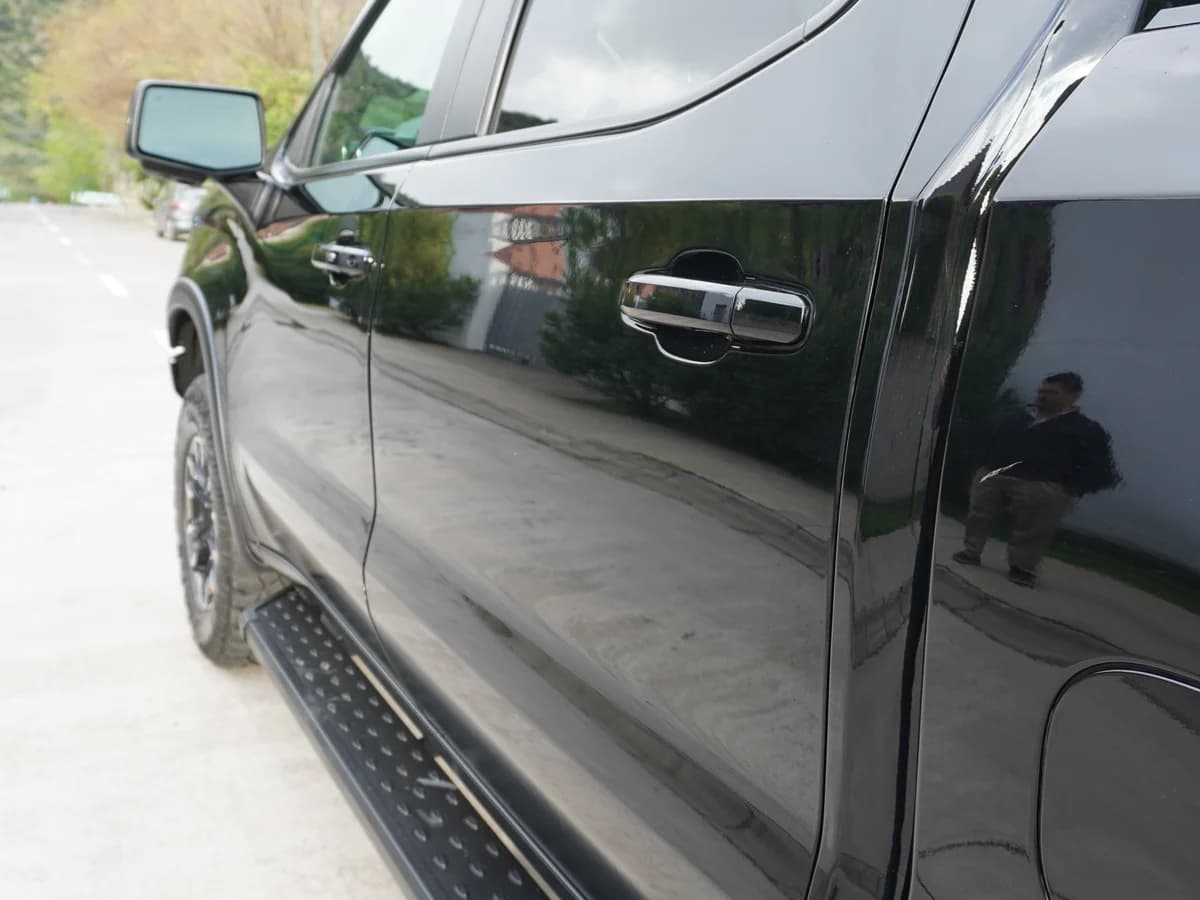 Chevrolet Silverado 6.2 ZR2 4X4 AT Año 2024 - Imagen 9