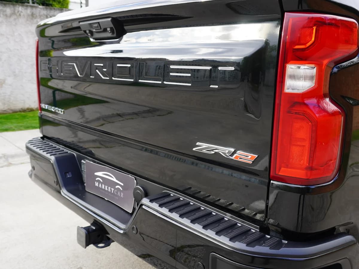 Chevrolet Silverado 6.2 ZR2 4X4 AT Año 2024 - Imagen 14
