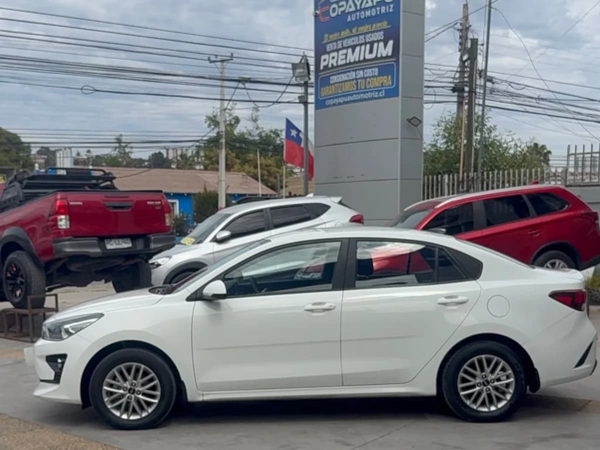 KIA Rio 4 1.4 6MT 2022 - Imagen 4