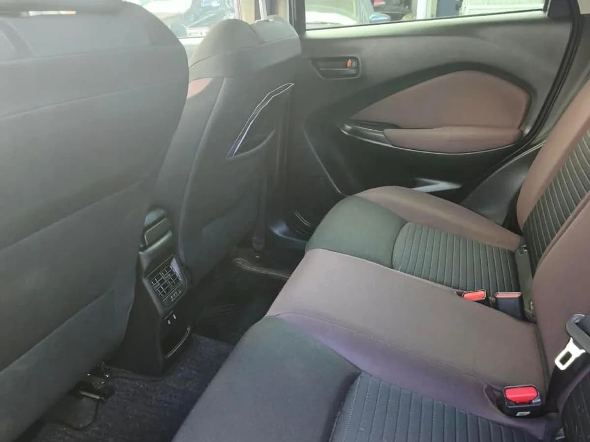 SUZUKI FRONX ISG 1.5 GL HYBRID AT 2025 - Imagen 9