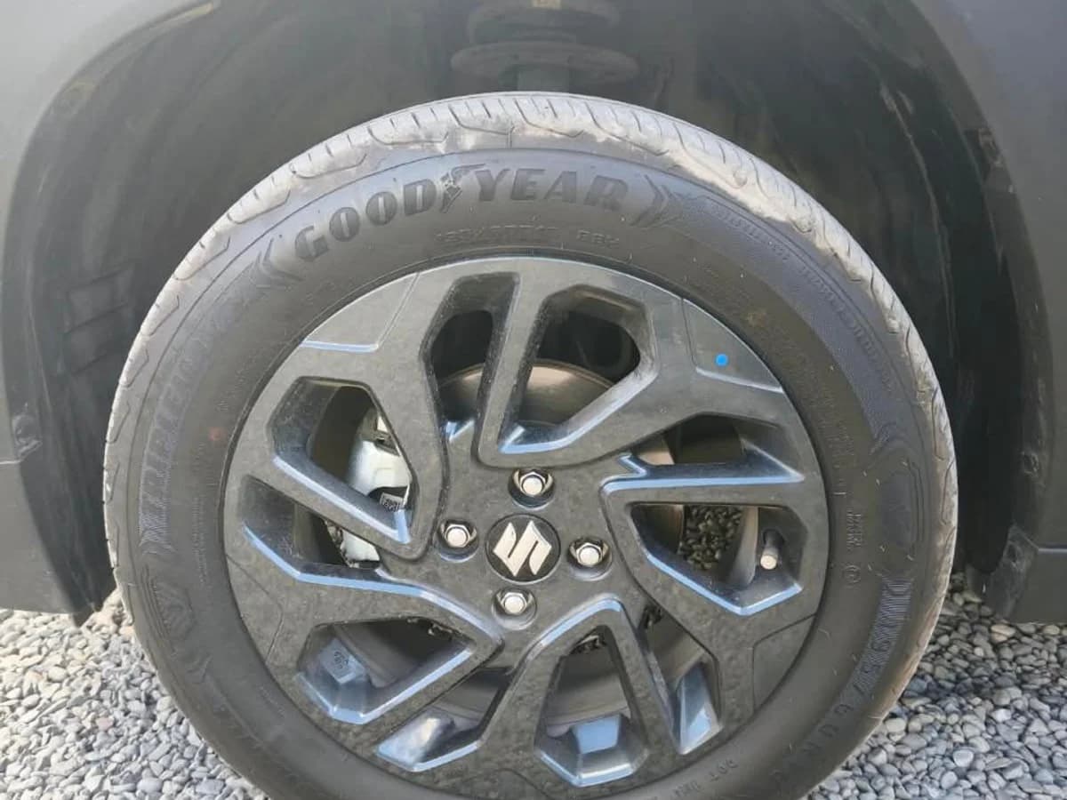 SUZUKI FRONX ISG 1.5 GL HYBRID AT 2025 - Imagen 12