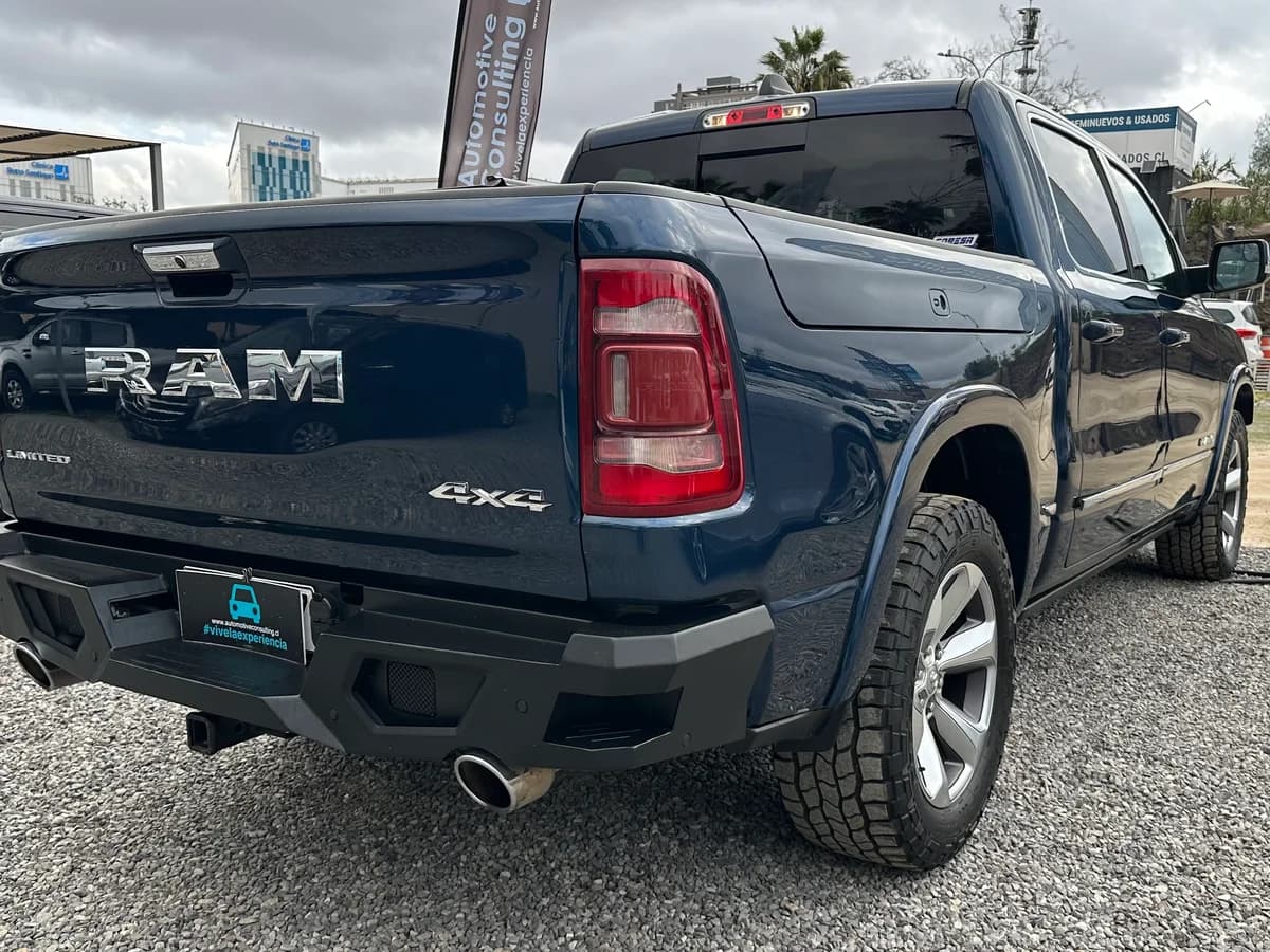 RAM 1500 NEW LIMITED 4X4 HEMI 5.7 UNICO DUEÑO 2021 - Imagen 6