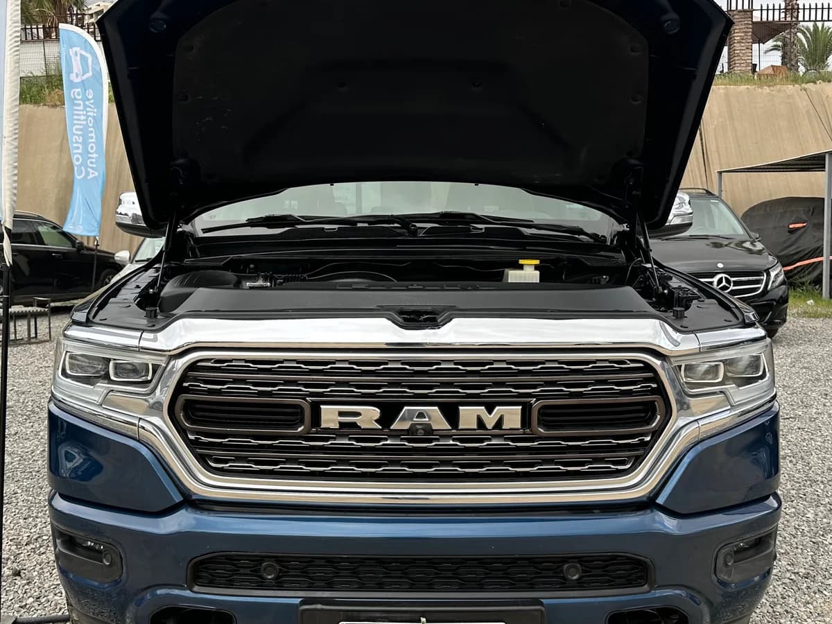 RAM 1500 NEW LIMITED 4X4 HEMI 5.7 UNICO DUEÑO 2021 - Imagen 12