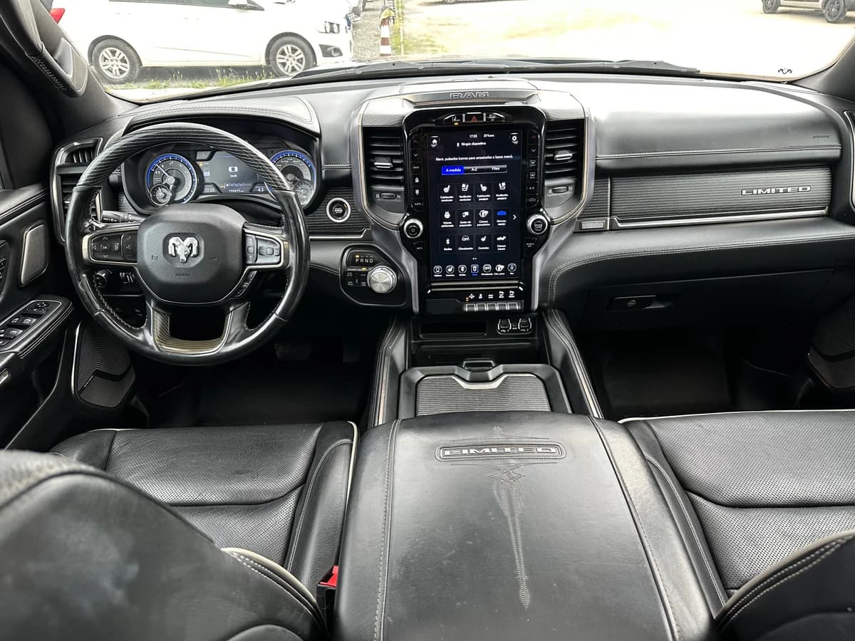 RAM 1500 NEW LIMITED 4X4 HEMI 5.7 UNICO DUEÑO 2021 - Imagen 19