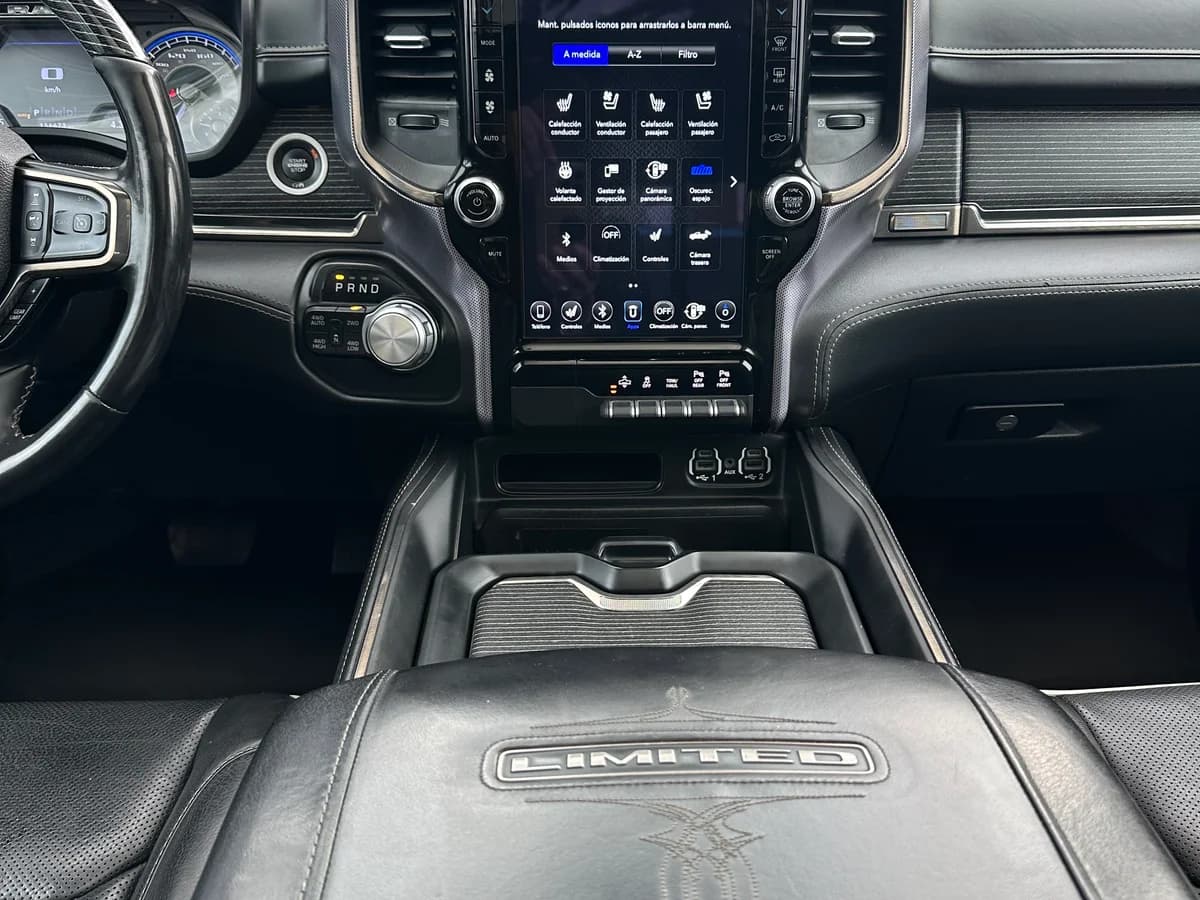 RAM 1500 NEW LIMITED 4X4 HEMI 5.7 UNICO DUEÑO 2021 - Imagen 20