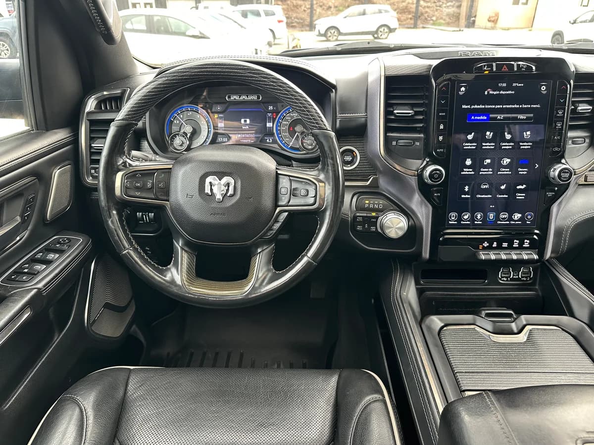 RAM 1500 NEW LIMITED 4X4 HEMI 5.7 UNICO DUEÑO 2021 - Imagen 22