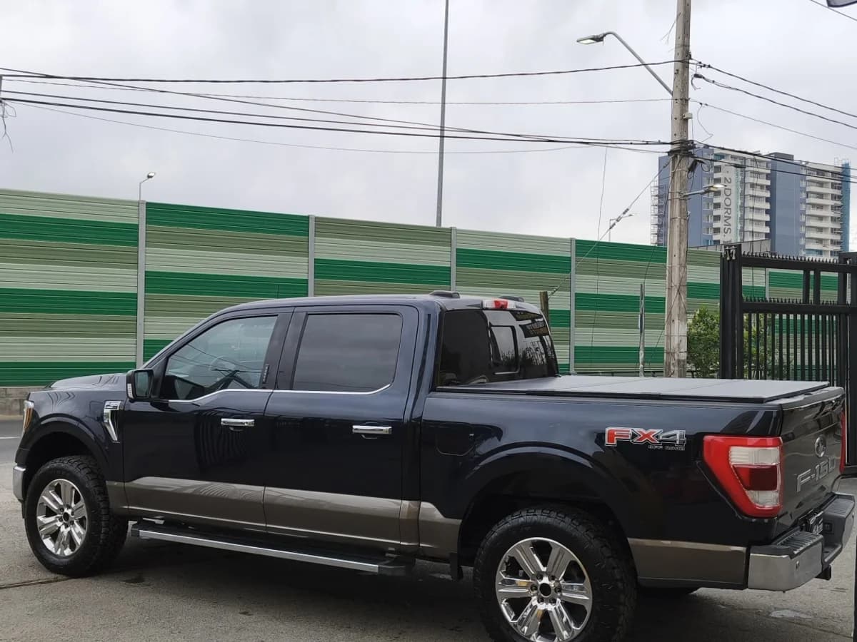 FORD F 150 5.0 LARIAT LUXURY CC DOB. CAB. 4X4 AT 4P 2022 - Imagen 4