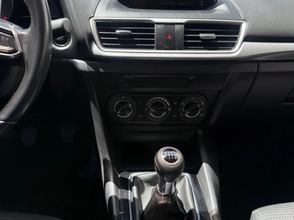MAZDA 3 2.0 2017 - Imagen 7