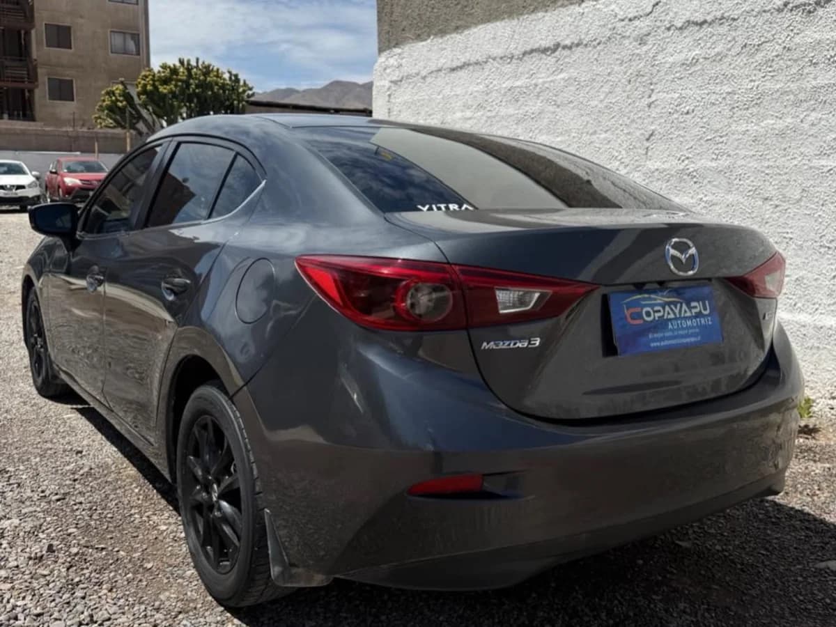 MAZDA 3 2.0 2017 - Imagen 8