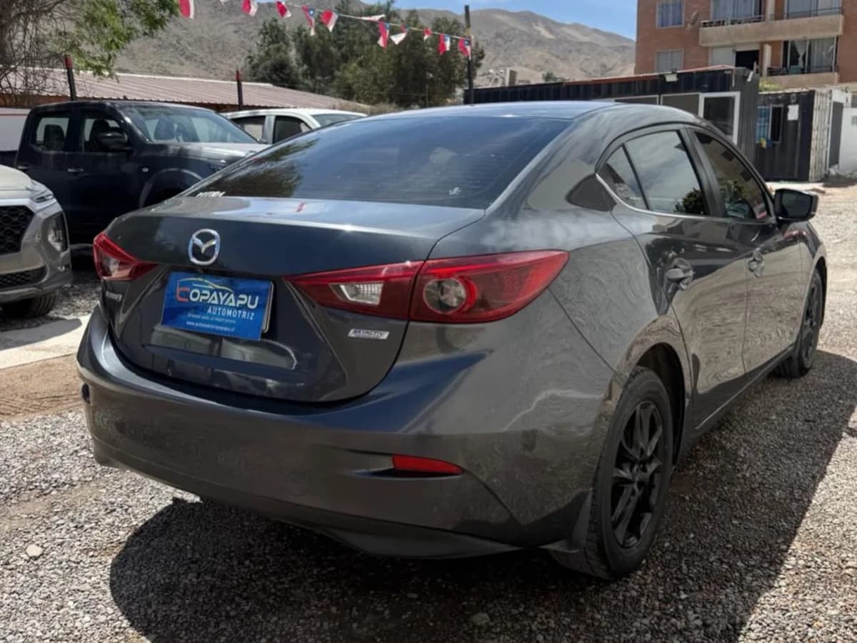 MAZDA 3 2.0 2017 - Imagen 9