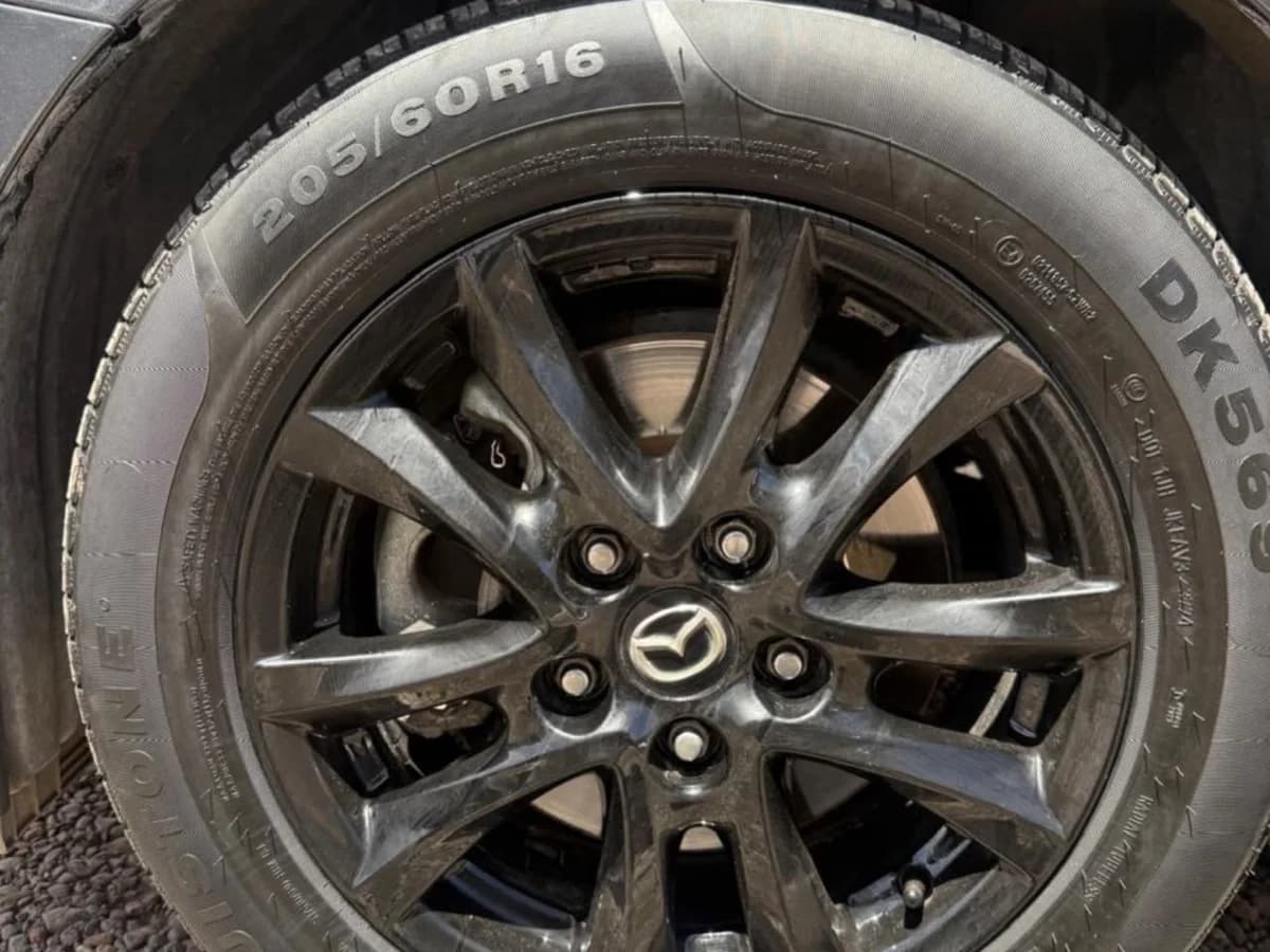MAZDA 3 2.0 2017 - Imagen 10