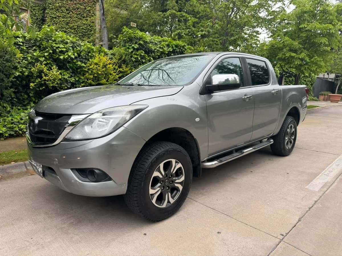 MAZDA Bt-50 2.2 SDX DCAB DIESEL 4X4 6MT 2020 (perdida asimi) - Imagen 23