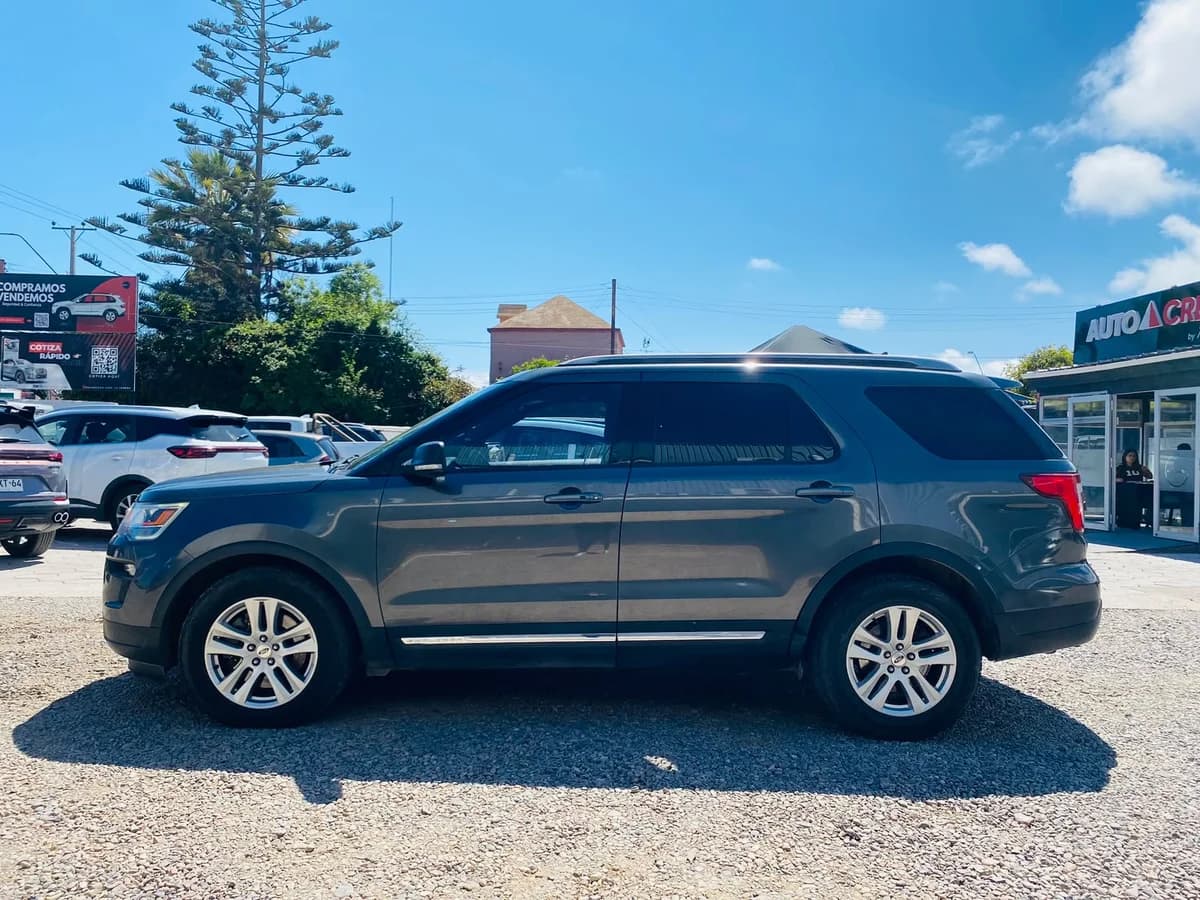 FORD EXPLORER XLT 3.5 3R AT 2020 - Imagen 21