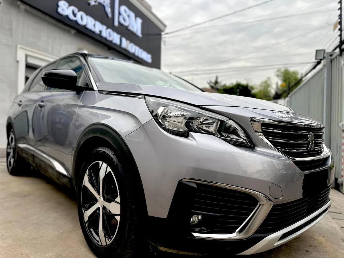 PEUGEOT 5008 ALLURE BLUEHDI 2.0 2018 - Imagen 1