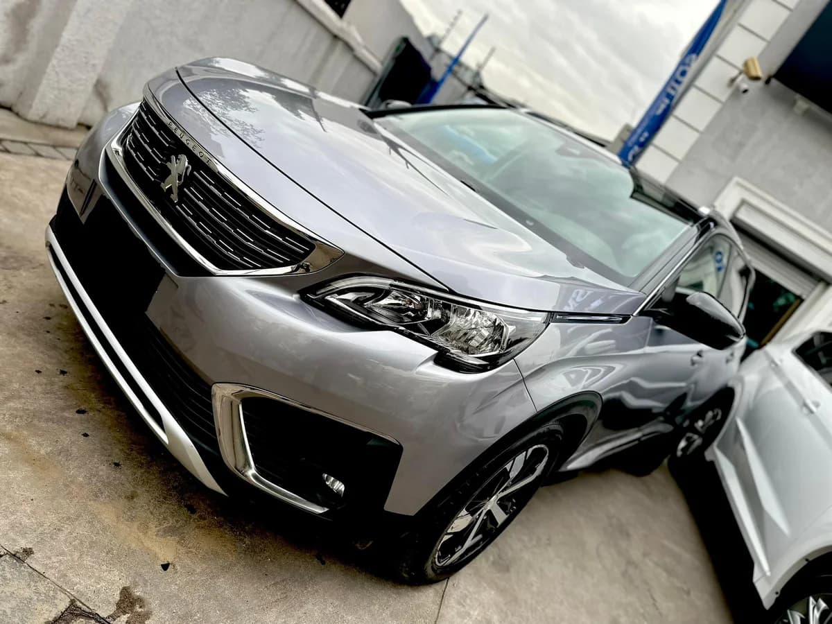 PEUGEOT 5008 ALLURE BLUEHDI 2.0 2018 - Imagen 7