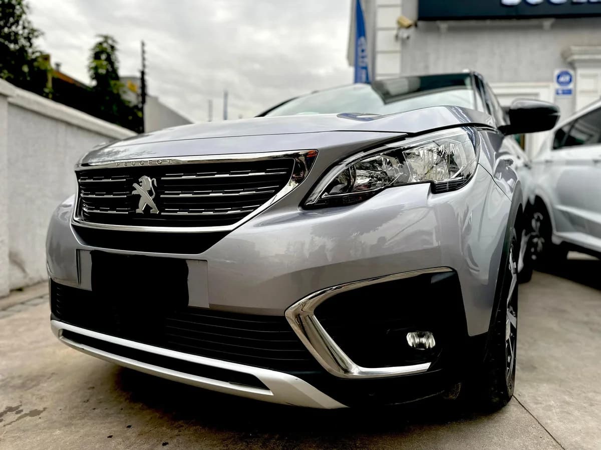 PEUGEOT 5008 ALLURE BLUEHDI 2.0 2018 - Imagen 9