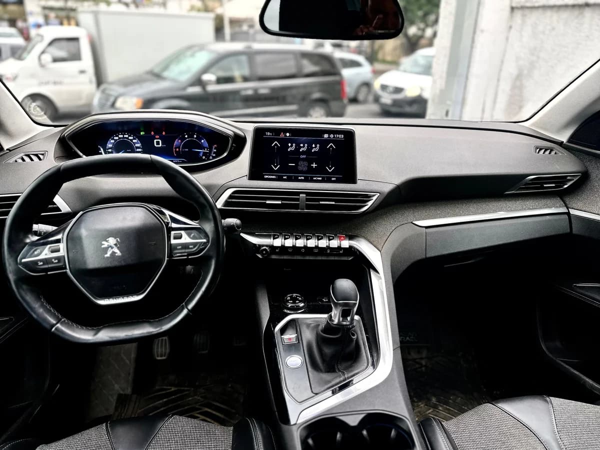 PEUGEOT 5008 ALLURE BLUEHDI 2.0 2018 - Imagen 15