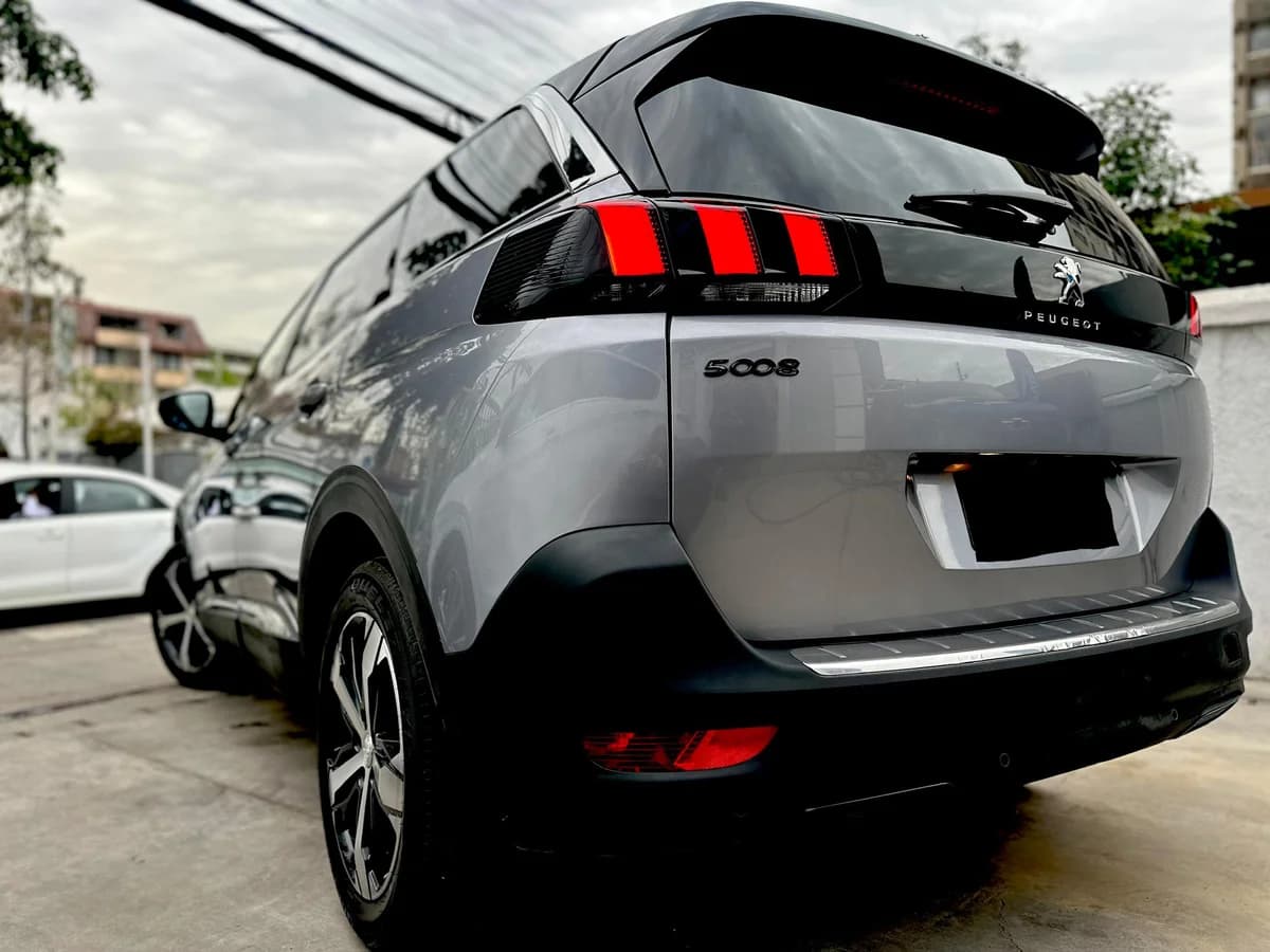 PEUGEOT 5008 ALLURE BLUEHDI 2.0 2018 - Imagen 22