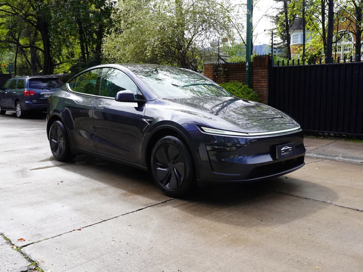 TESLA Model Y Año 2026 - Imagen 3