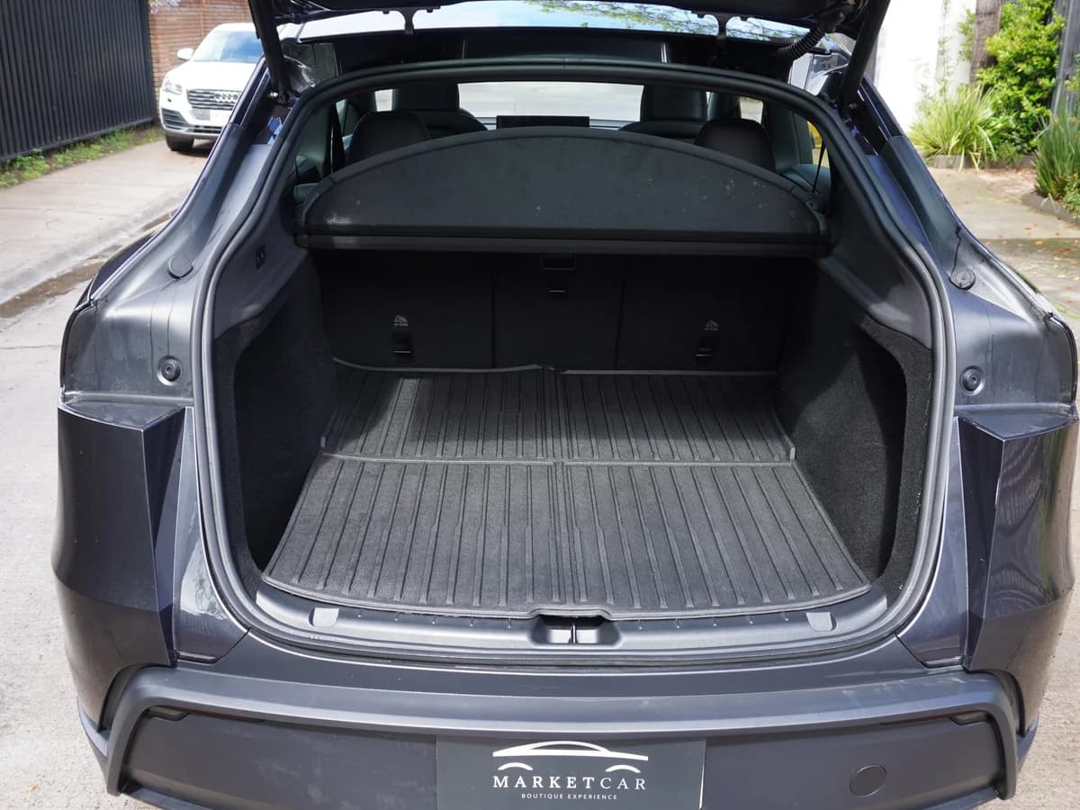 TESLA Model Y Año 2026 - Imagen 15