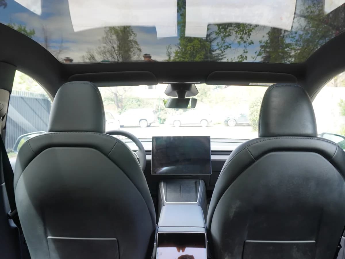 TESLA Model Y Año 2026 - Imagen 16