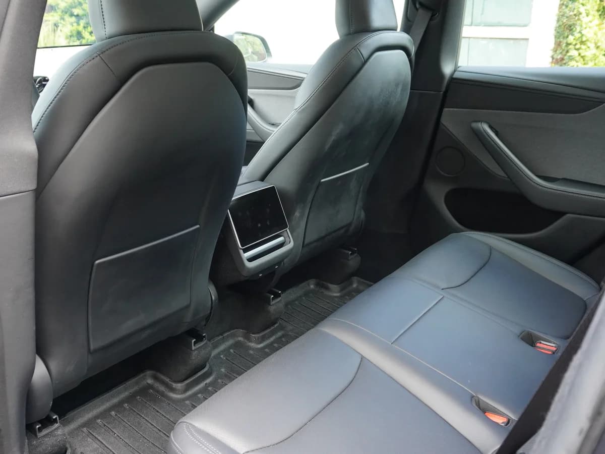 TESLA Model Y Año 2026 - Imagen 22
