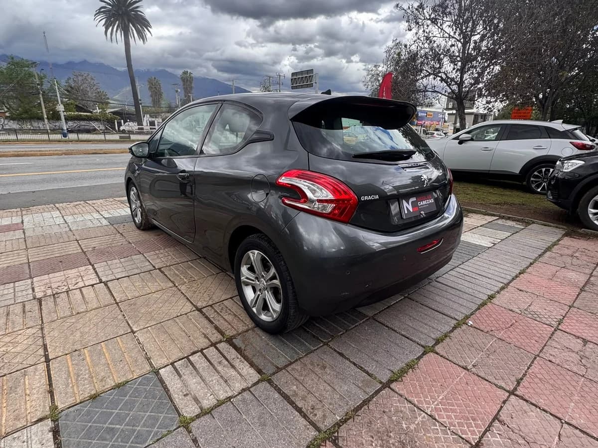 PEUGEOT 208 ALLURE VTI FULL 1.6 2013 - Imagen 4
