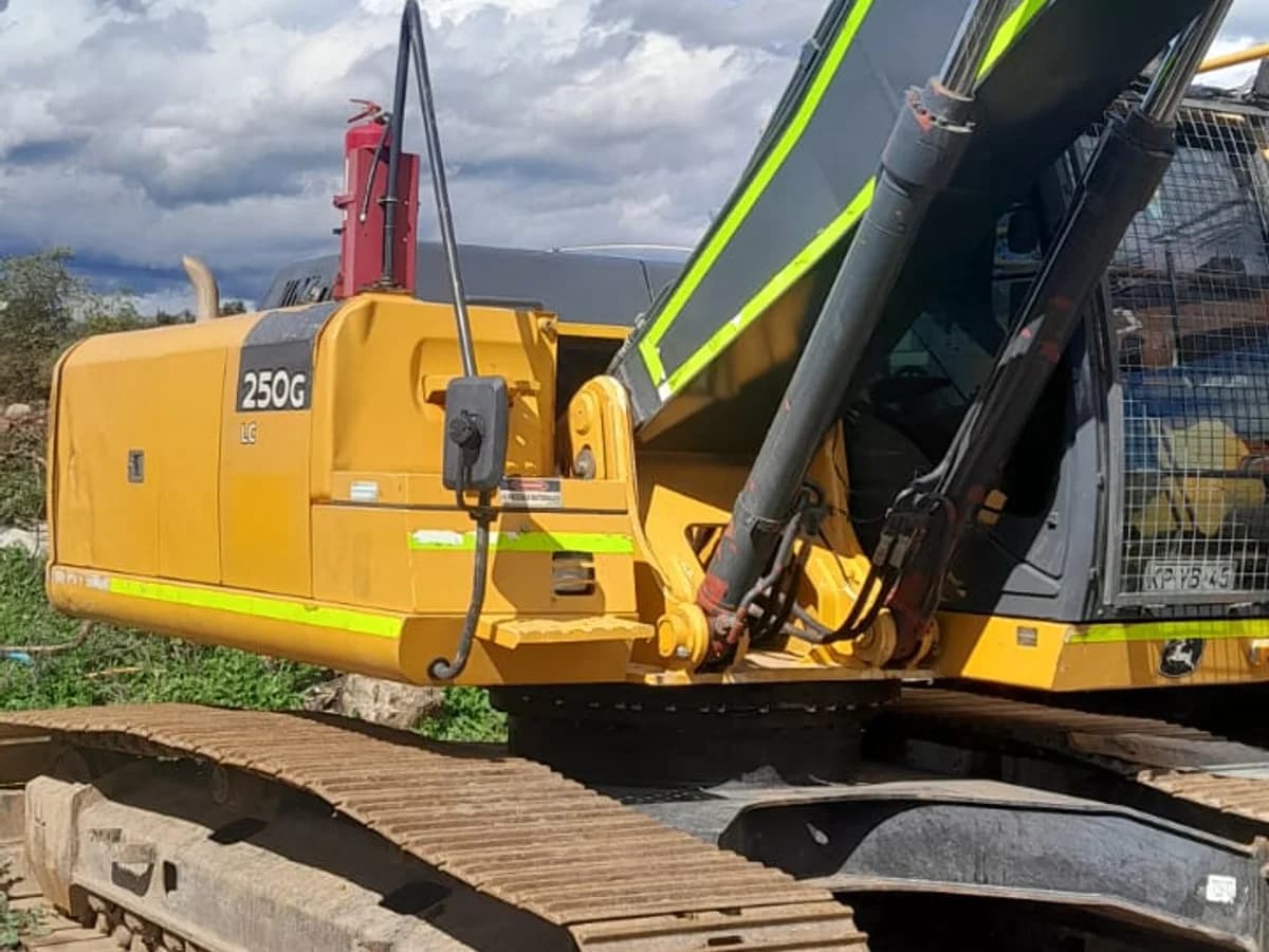 John Deere 250G 250 2018 - Imagen 5
