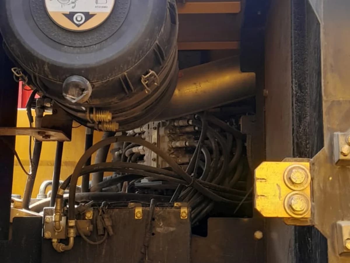 John Deere 250G 250 2018 - Imagen 12
