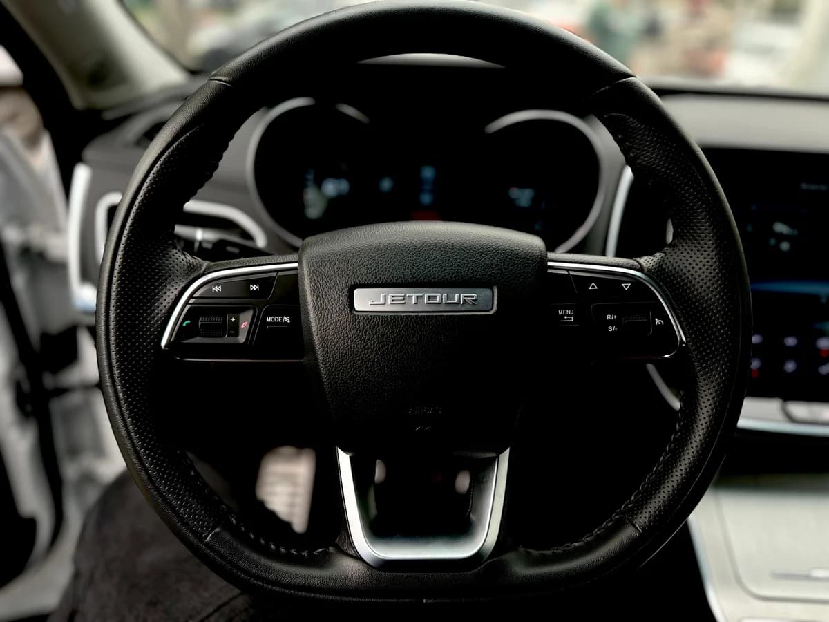 JETOUR X70 1.5T LUX 2025 - Imagen 17